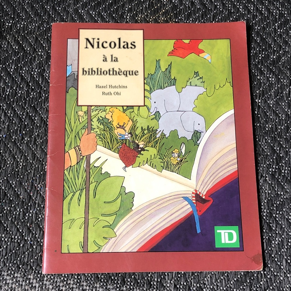 Nicolas à la bibliothèque (French)